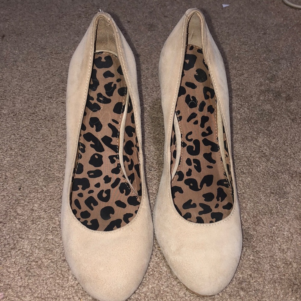 Jessica Simpson Nude Heels